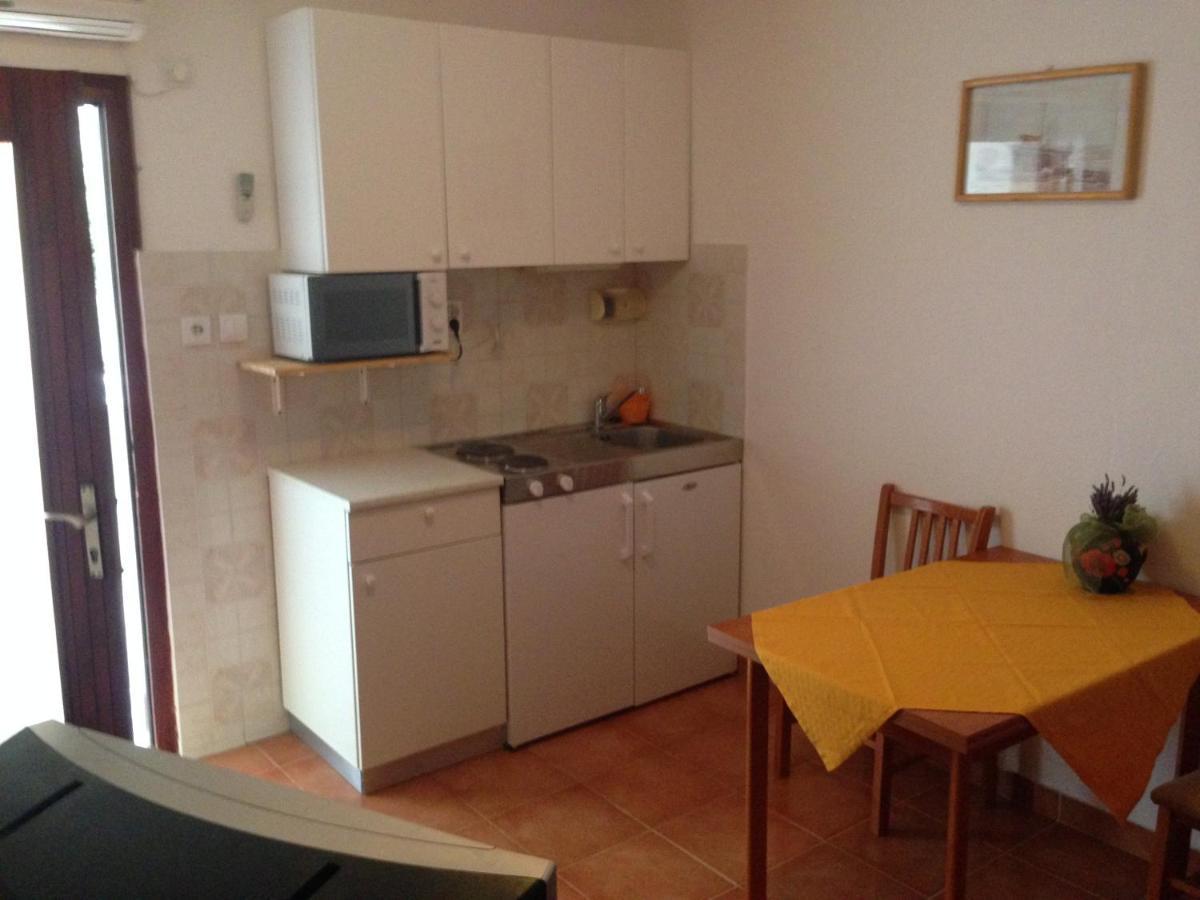 B&B Pansion Jure Matijevic Sveta Nedelja  Ngoại thất bức ảnh